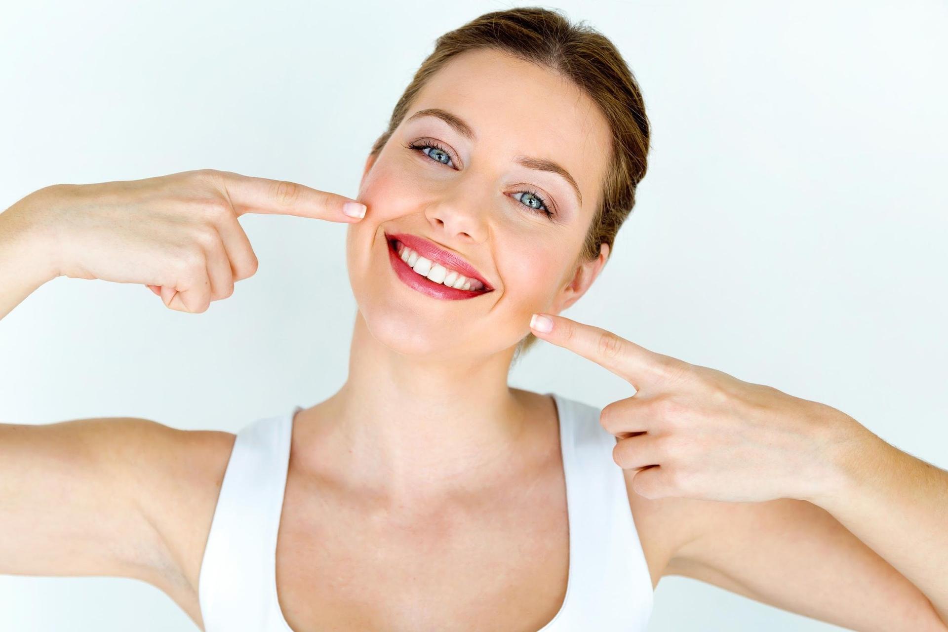 Reveal a Stunning Smile Through Smart Teeth Whitening Care