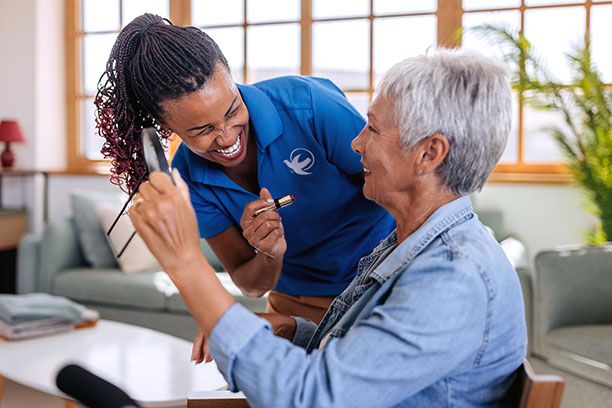 How Elderly Care Services Enhance Senior Social Engagement