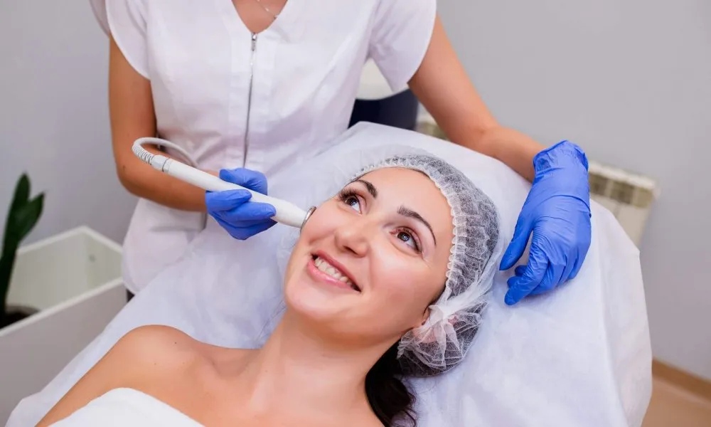 Hydrafacial for Balanced Skin Tone: A Smart Choice